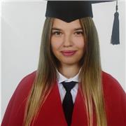 Clases a niños hasta cuarto de la ESO. Soy una persona constante, empatica y muy paciente.